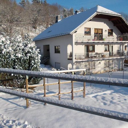 Sun Kissed Apartment In Lirstal With Garden Exterior photo